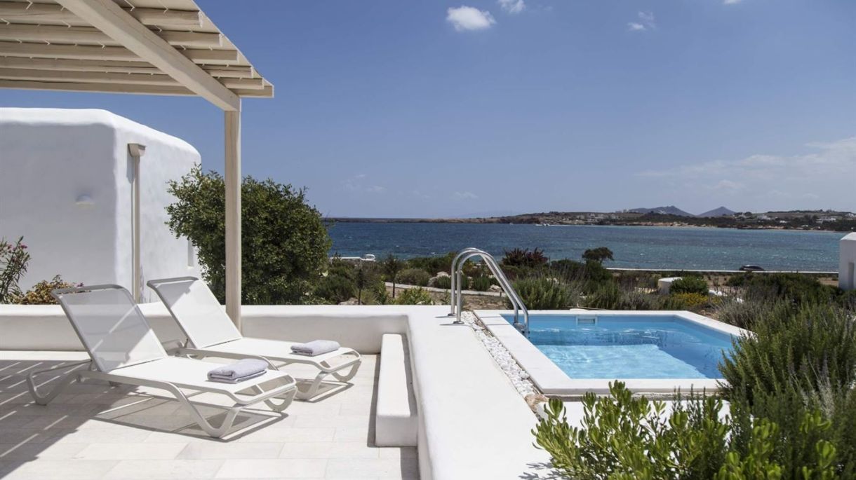 Coastal Retreat Five image 3