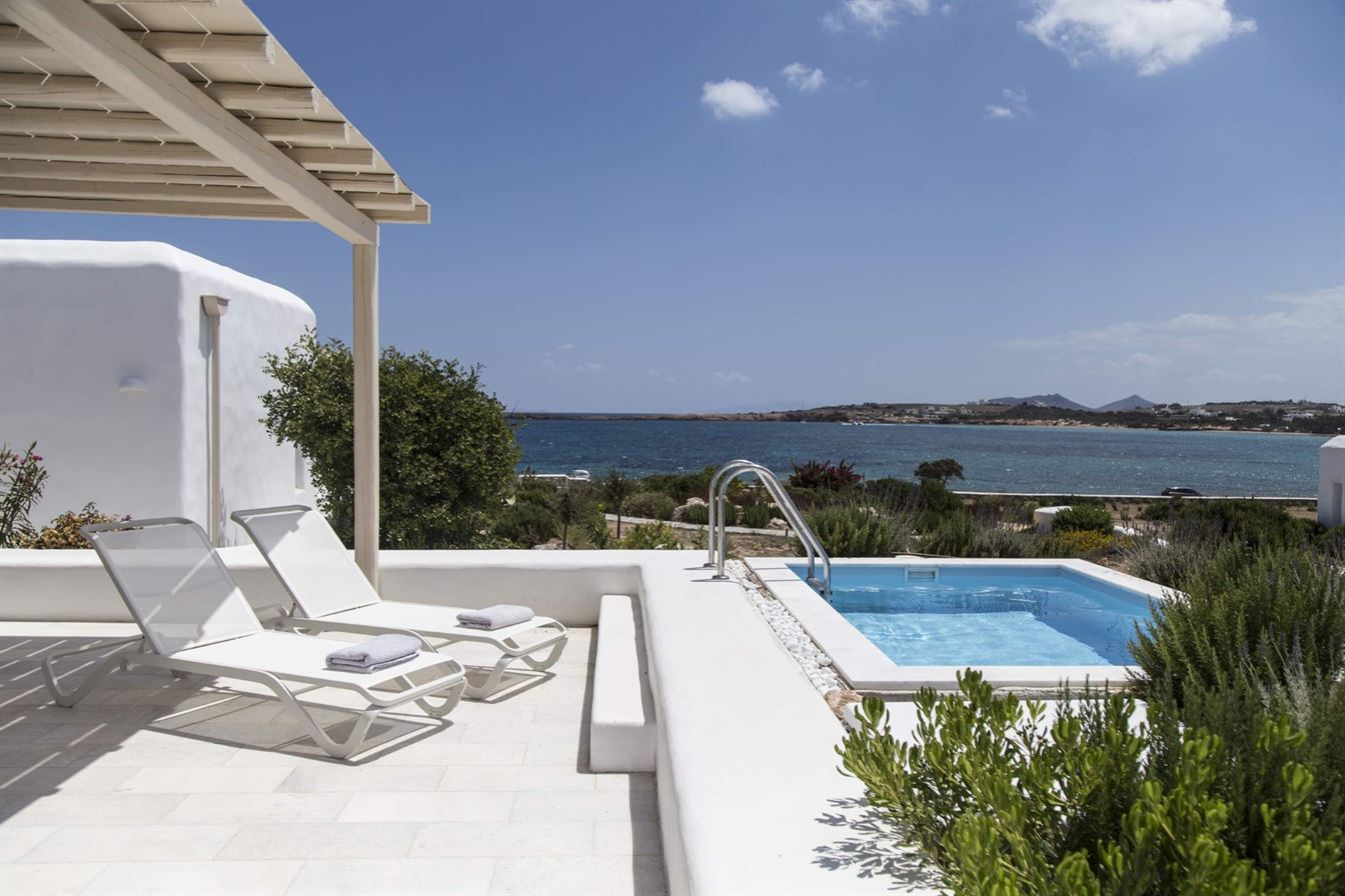 https://staging.paros.villas/wp-content/uploads/2024/11/Coastal-Retreat-Five-2.jpg thumbnail