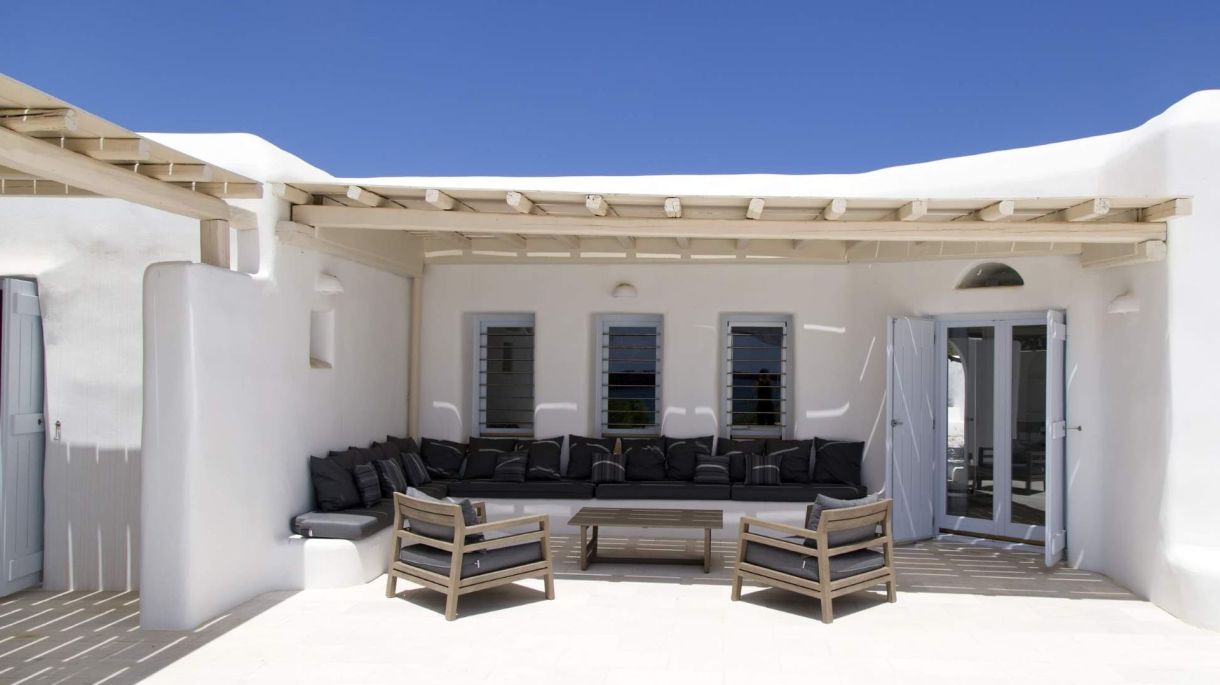 Coastal Retreat Three image 4