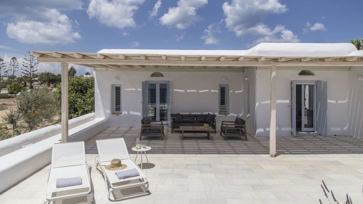 Coastal Retreat Four image 3